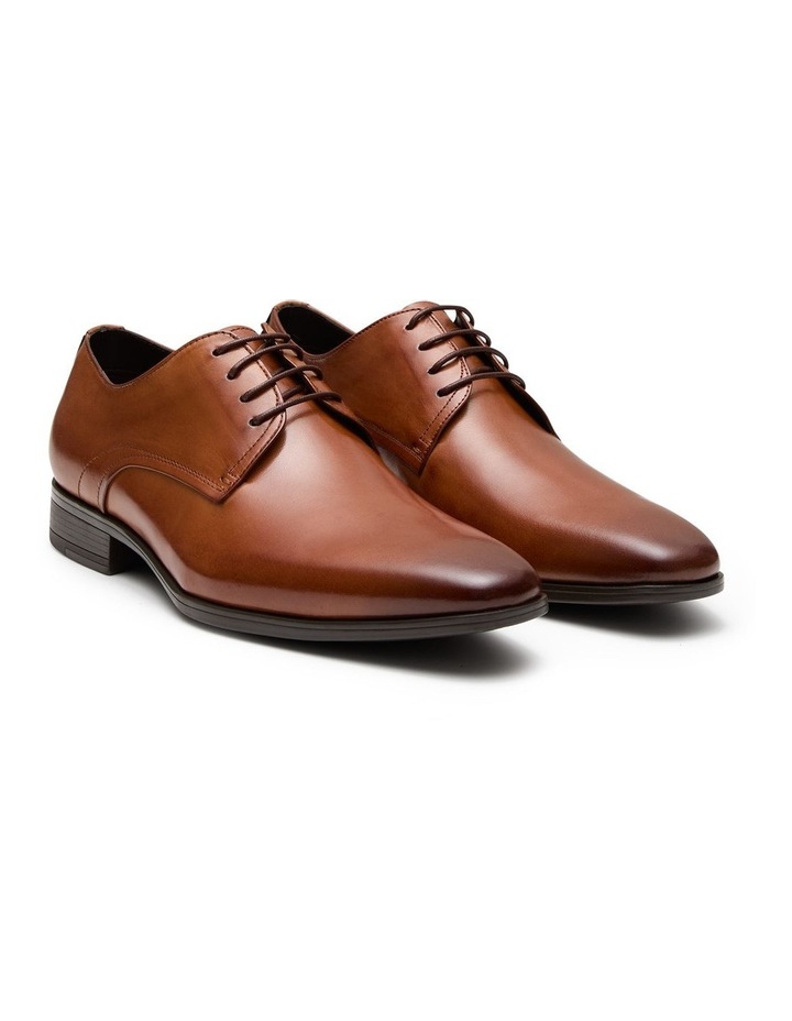 Markus Leather Derby Shoes in Tan