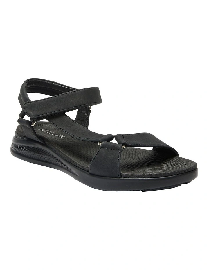 Native Sandals in Black