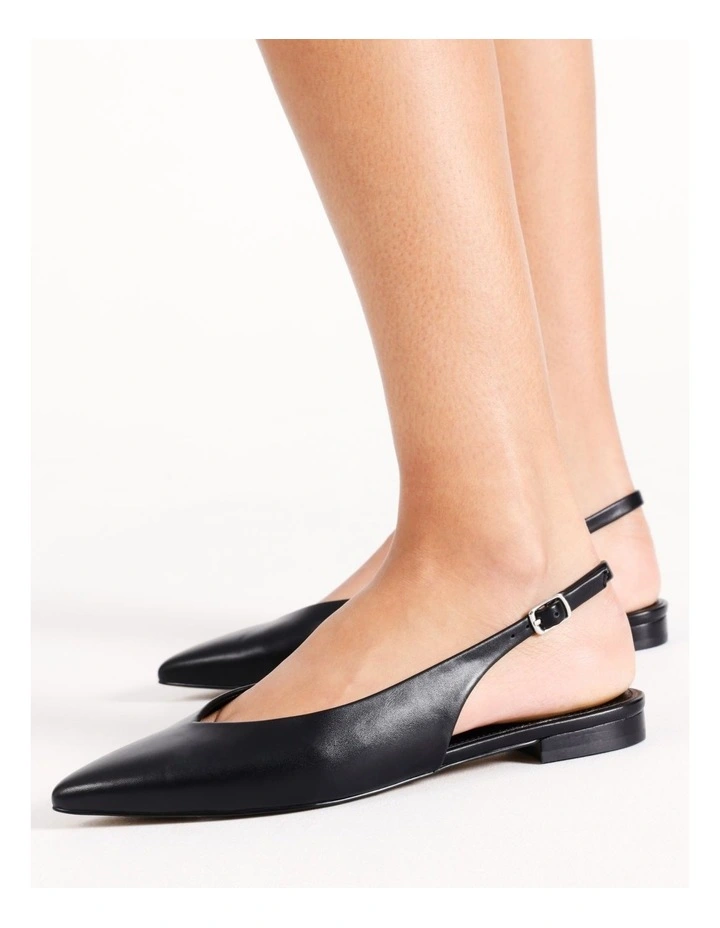 Kylie Flat Shoes In Black