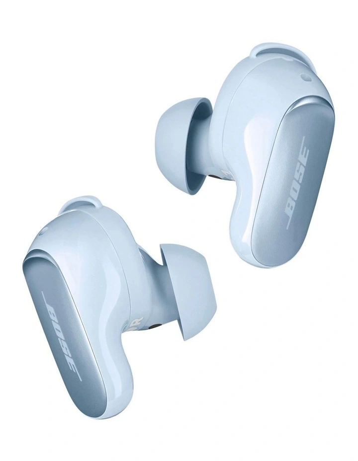 Quiet Comfort Ultra Earbuds in Moonstone