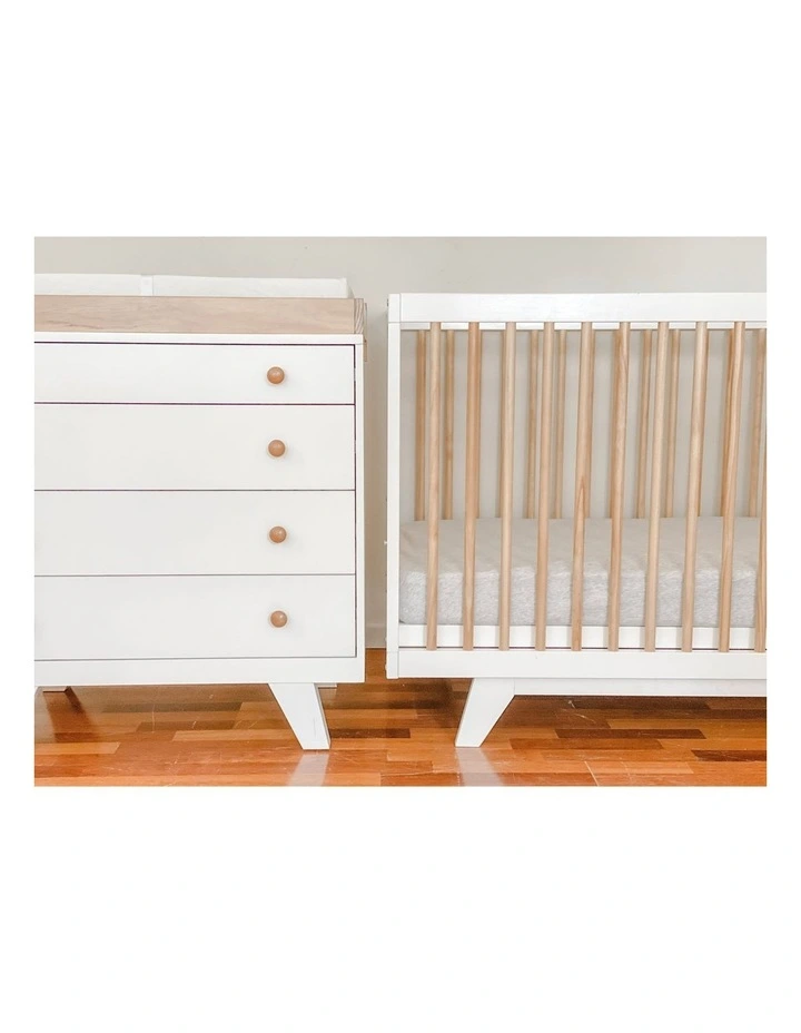 Hudson Cot/Madison Chest Package in Natural