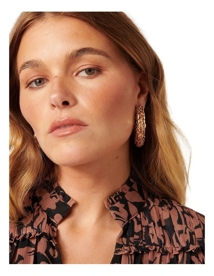 Signature Cole Chunky Hoop Earrings in Gold