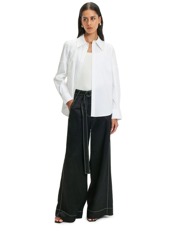 Point Collar Shirt in Off White