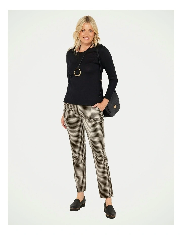Hedrena Classic Long Sleeve Tee in Black