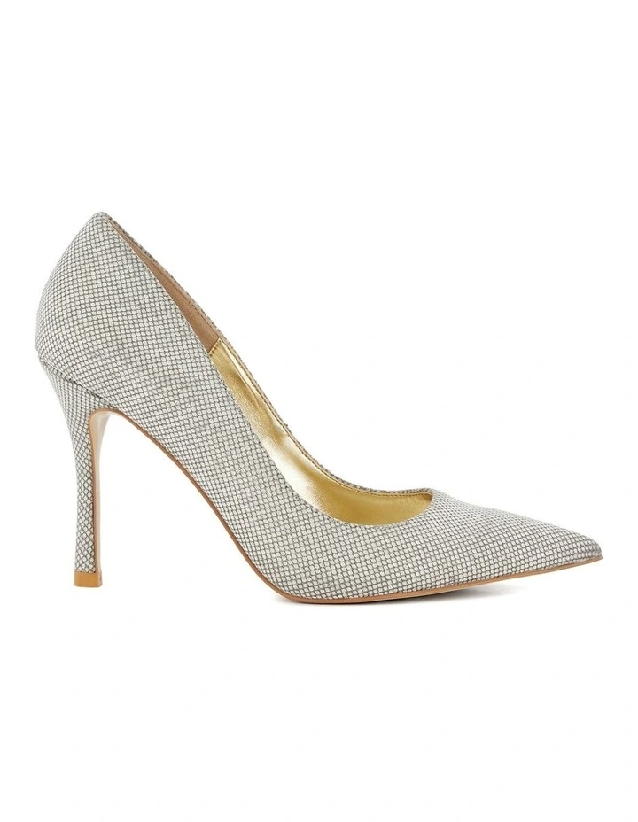 Attention Pump in Pewter