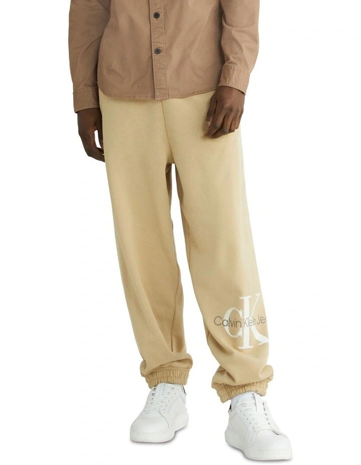 Archival Monologo Heavyweight Knit Pant in Travertine