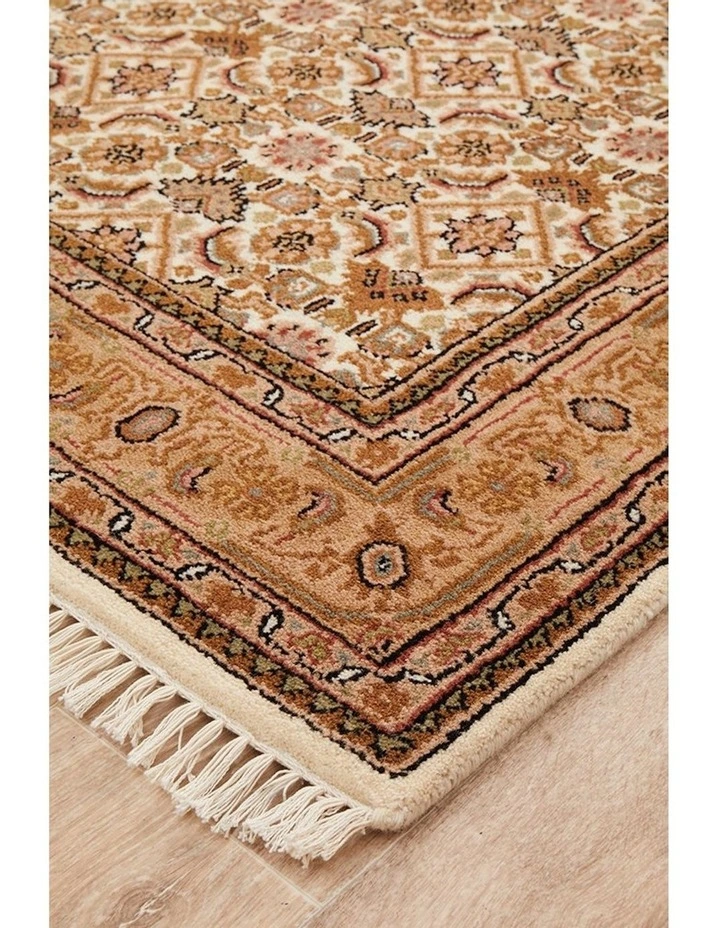 Indian Handmade Rug 184X122cm
