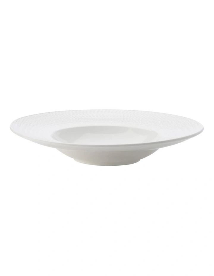 Basics Diamonds Show Plate 30cm in White