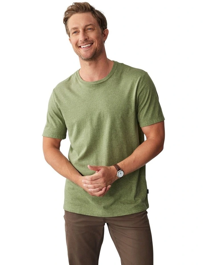 Crew T-shirt in Moss