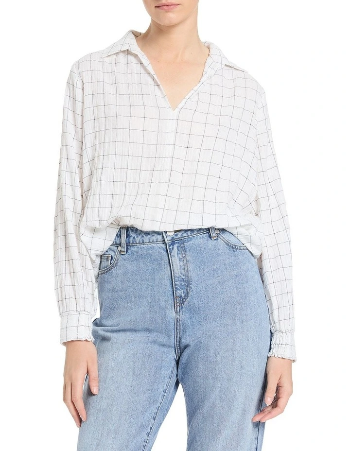 Arma Textured Blouse in White