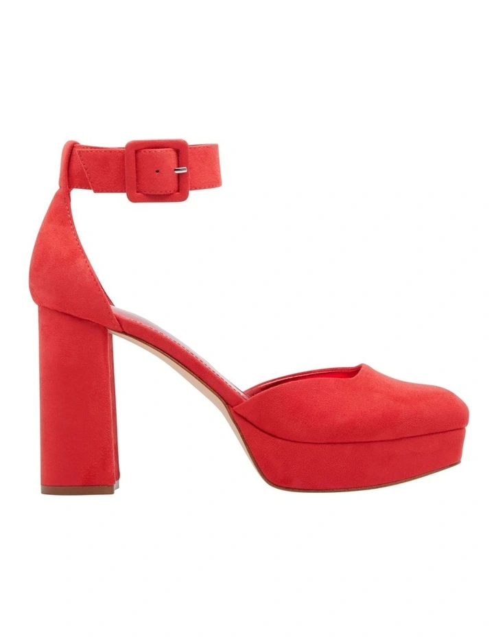 Ninete Pump in Red
