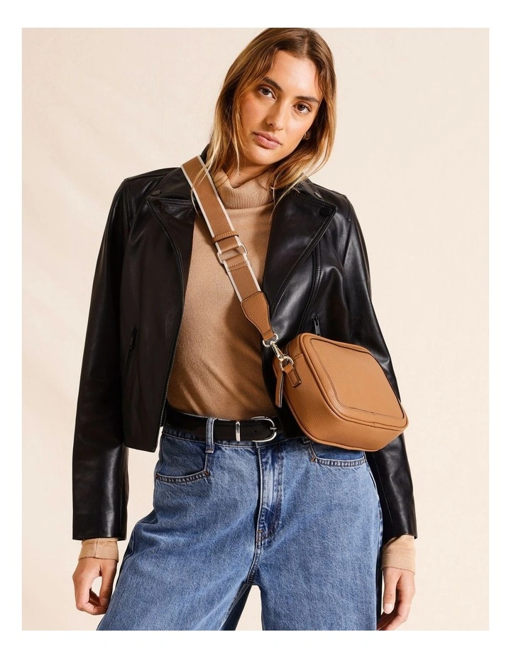 Daytona Crossbody Bag in Caramel
