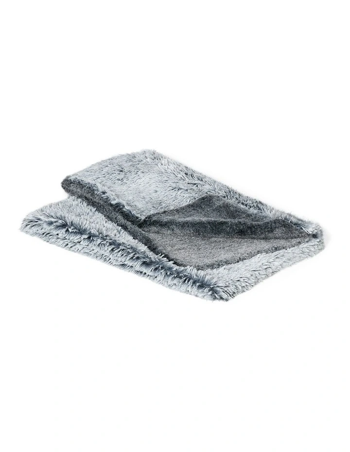 Calming Cuddler Blanket in Silver Fox
