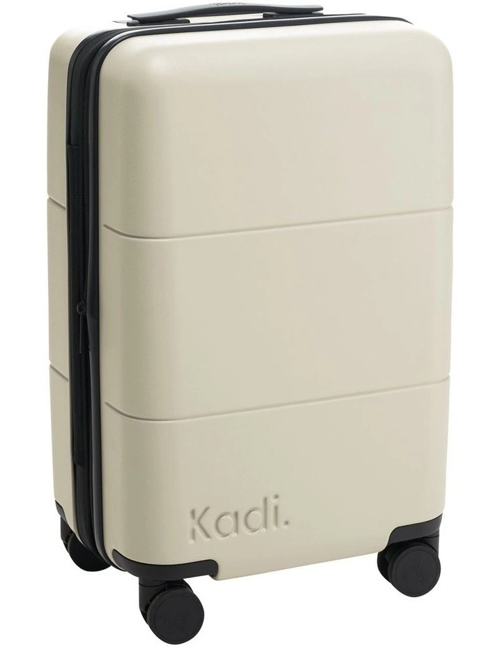Carry-on Leisure Suitcase 55.5cm in Ivory