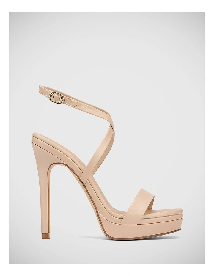 Xion Leather Sandal in New Flesh