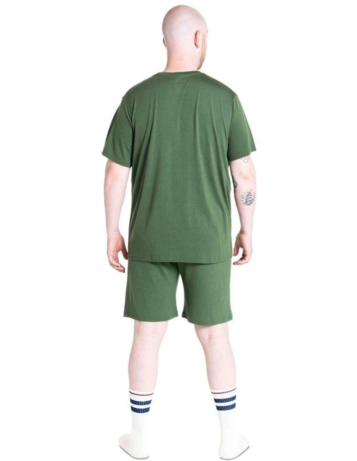 Classic T-shirt in Olive