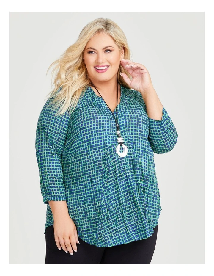 V-neck Bamboo Crush Top in Green Print