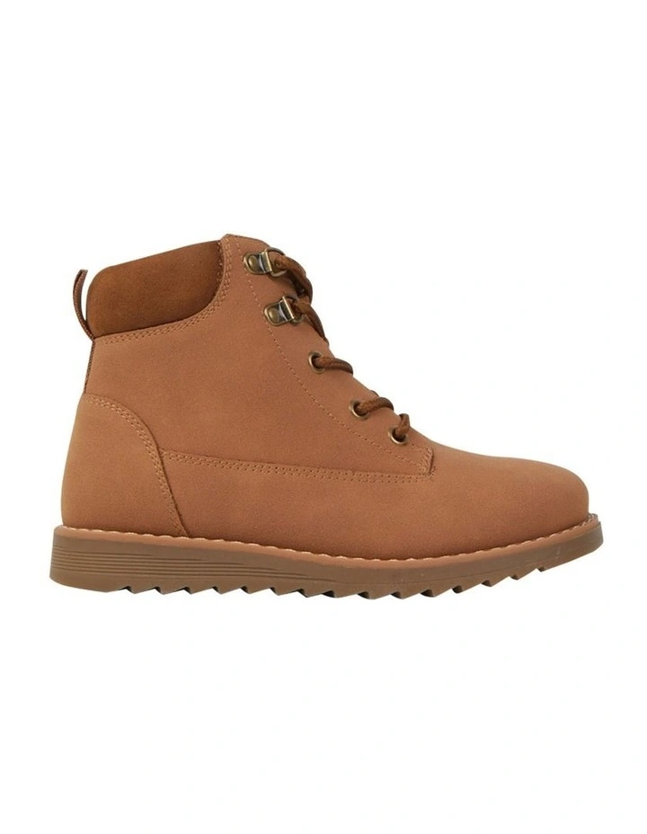 Jude Boots in Natural