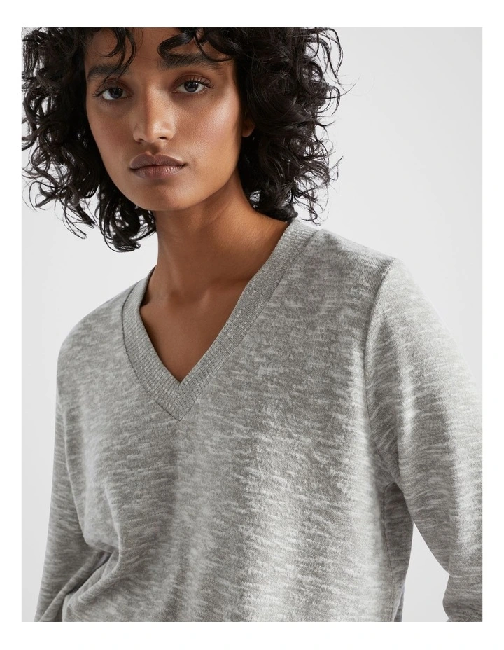 V Neck Supersoft Top in Silver Marle