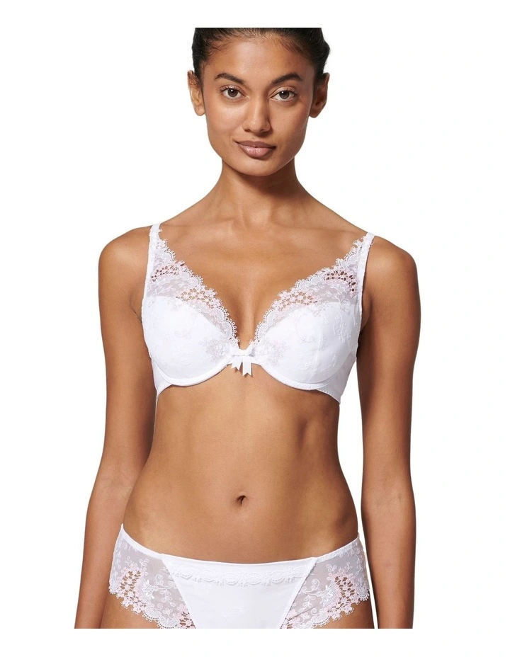 Wish Triangle Push Up Bra in White