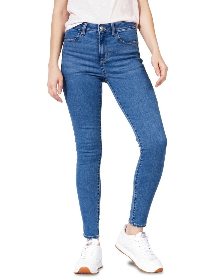 Ne(x)t Level High-Waisted Jegging in Blue