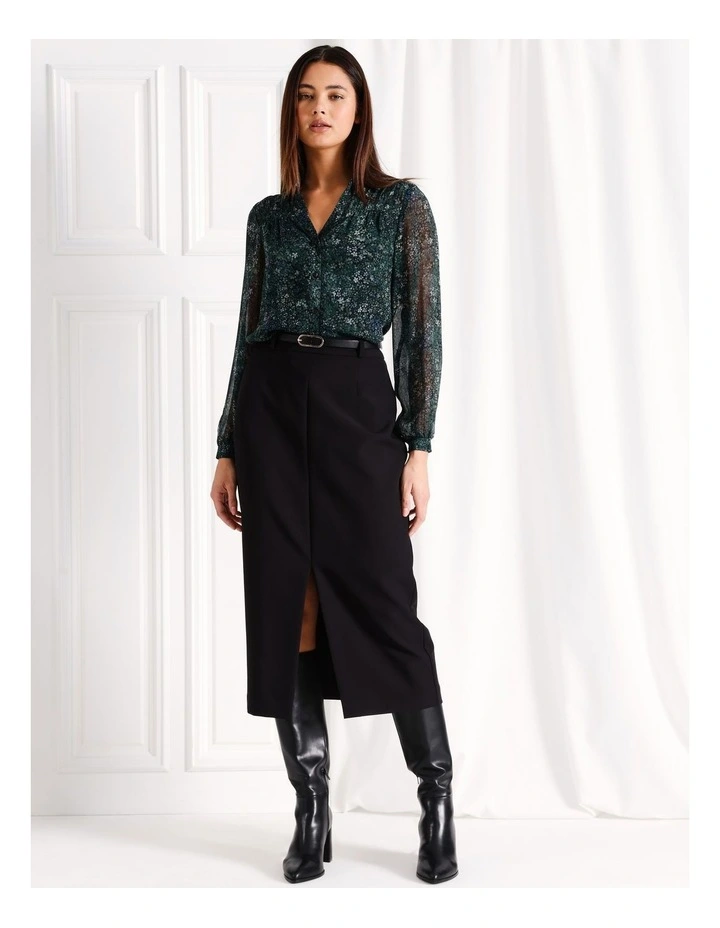 Tuck Detail Shirt in Dark Green