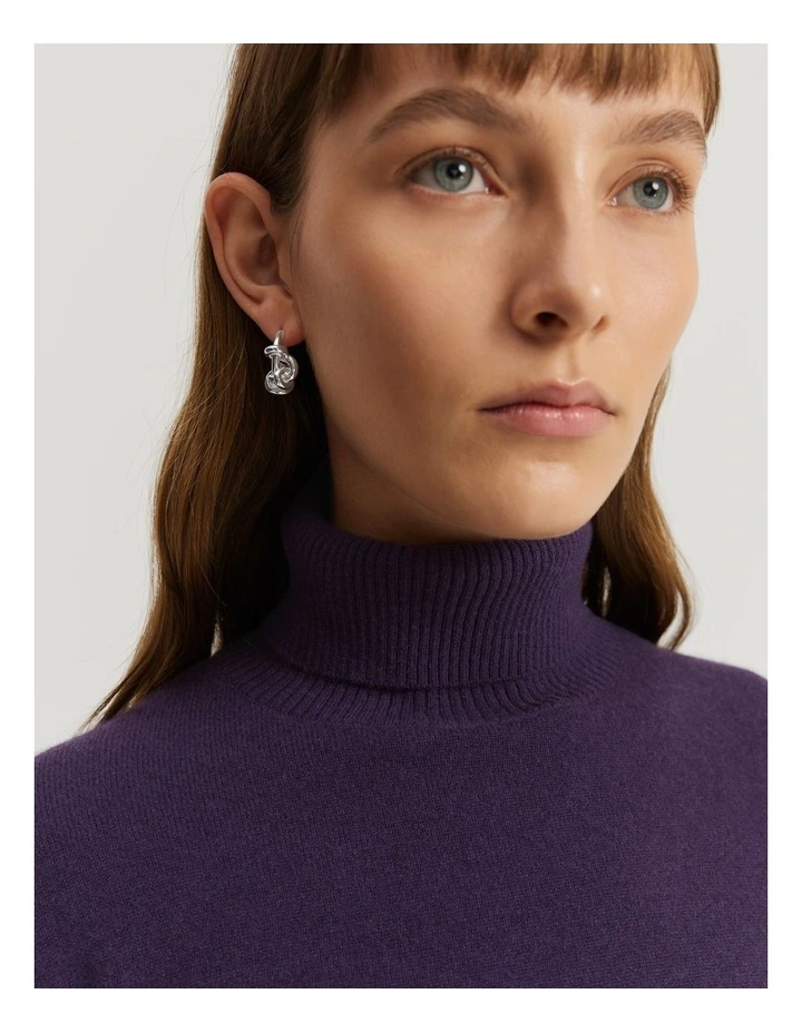 Gcs-certified Cashmere Blend Cropped Roll Neck Knit in Eggplant