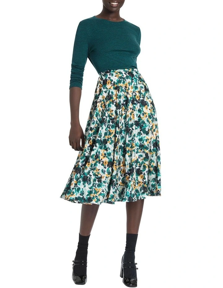 Need You Coast Skirt in Green