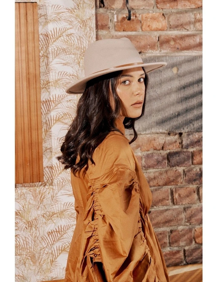 Oslo Fedora in Oatmeal