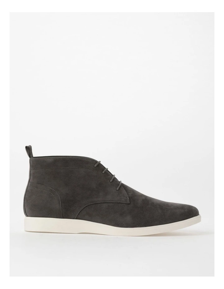 Paxon Chukka Boots in Charcoal