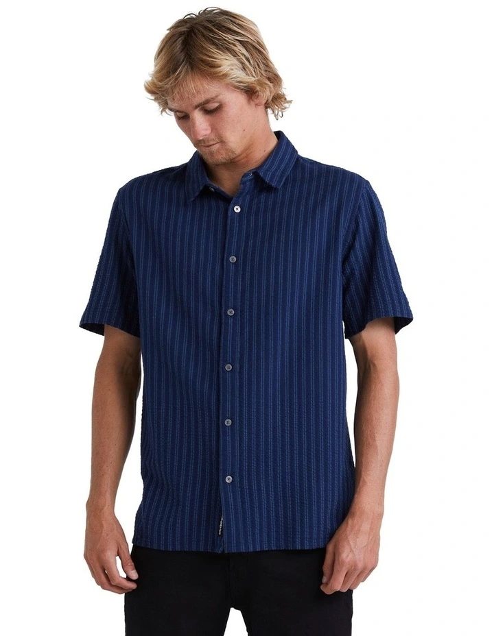 Streak Short Sleeve Shirt in Navy