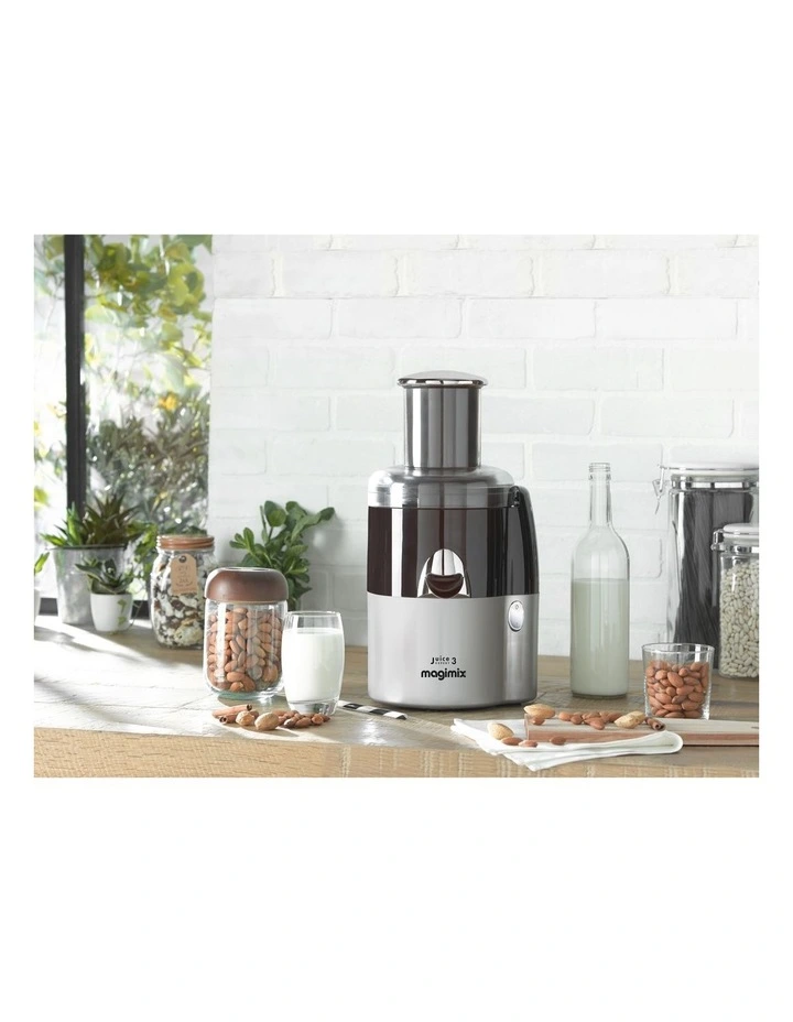 Juice Expert 3 Juicer in Black/Chrome