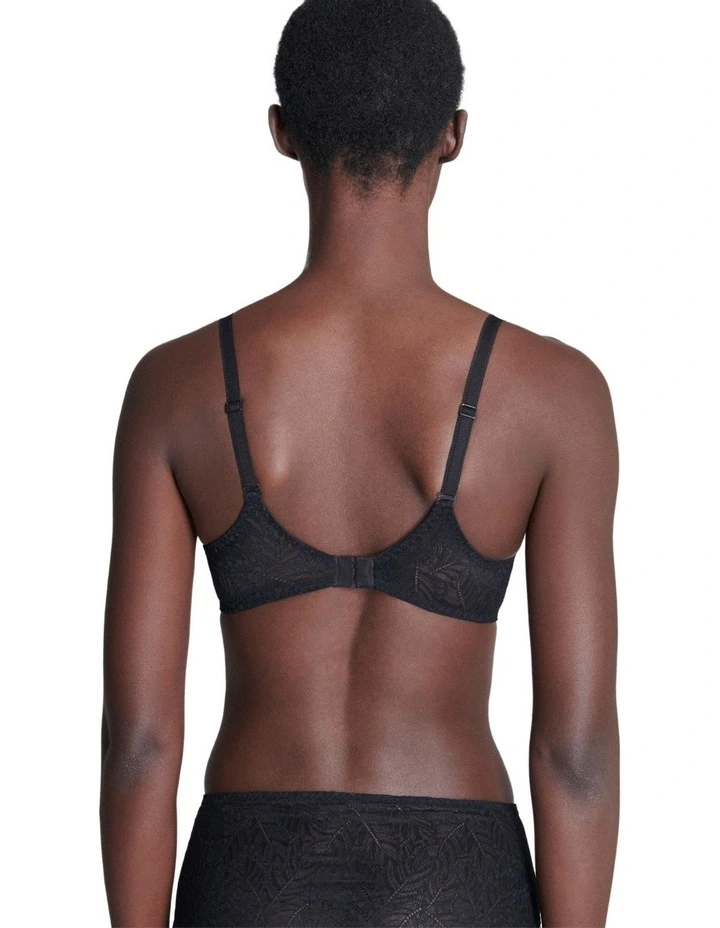 Comete Moulded Underwire Bra in Black