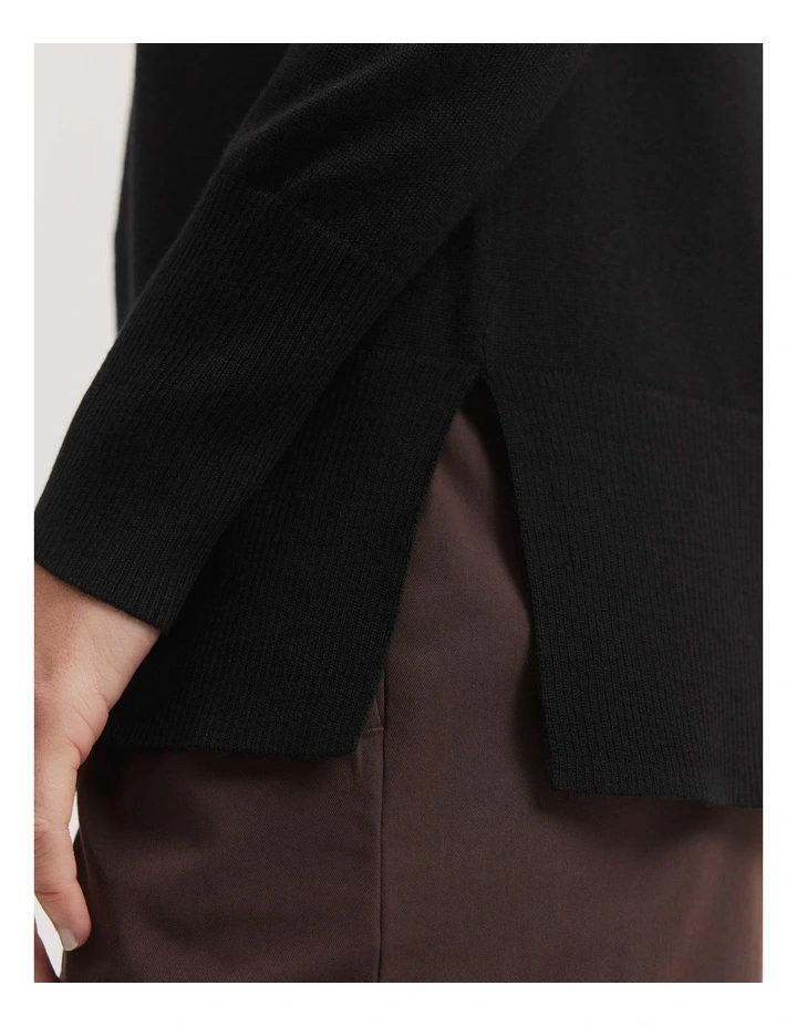 Verified Merino Wool V-neck Knit in Black