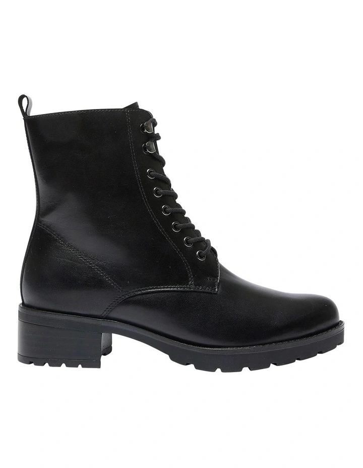Inferno Boots in Black Leather