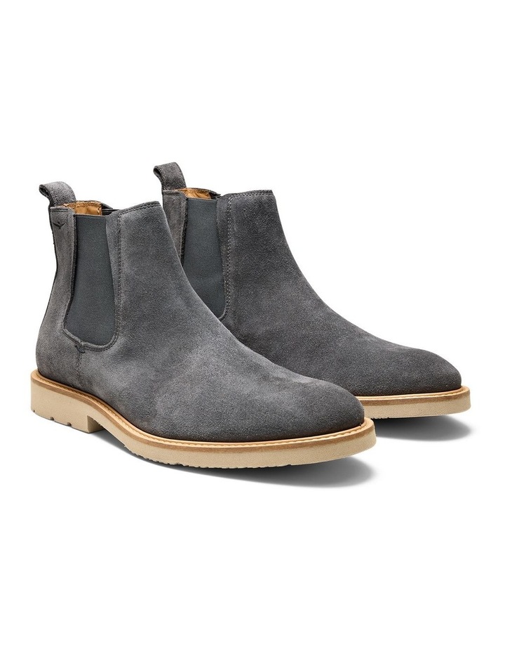 Lesnar Suede Chelsea Boots in Charcoal