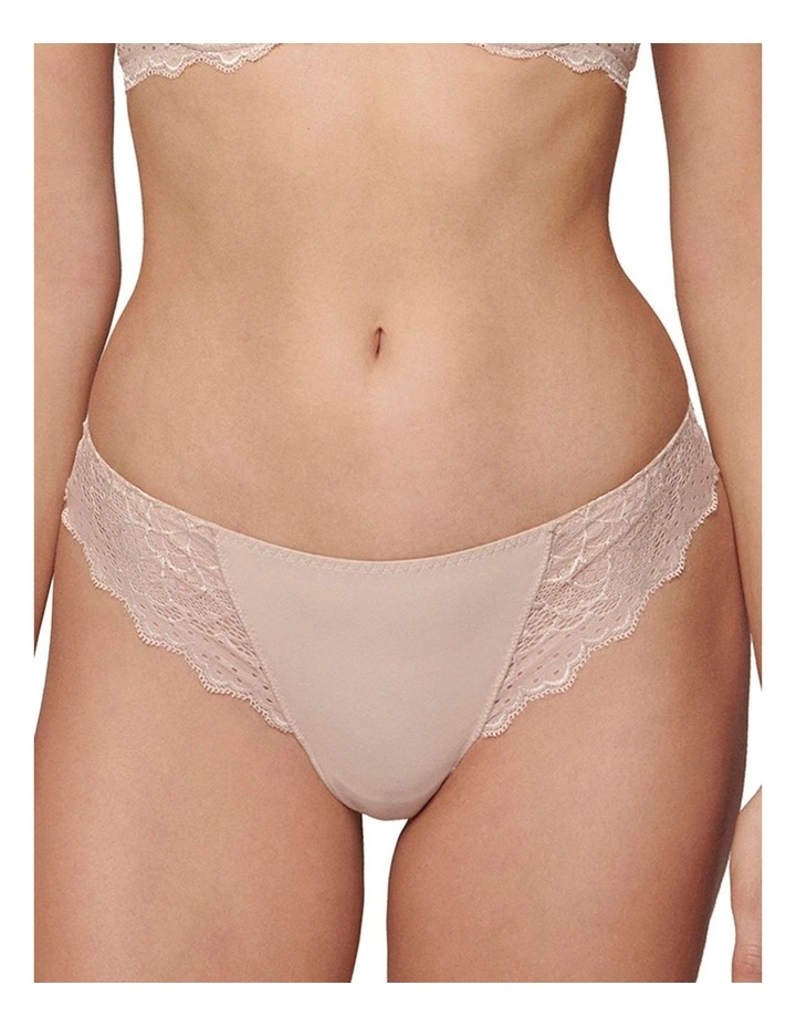Caresse Tanga in Beige