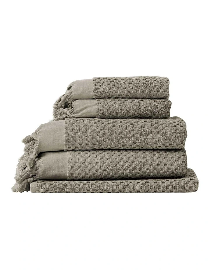 Milos Bath Towel Set in Feather