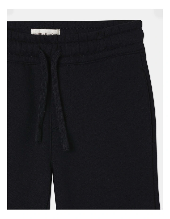 Essentials Trackpant in Navy