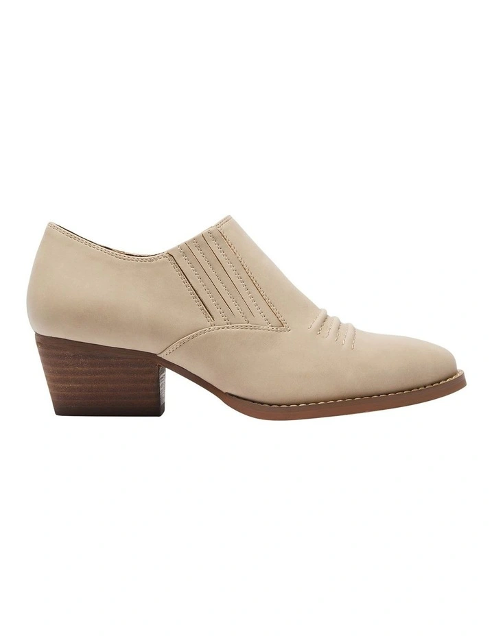 Trick Shoes in Bone Micro