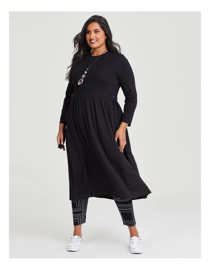 Natural Carliedress in Black