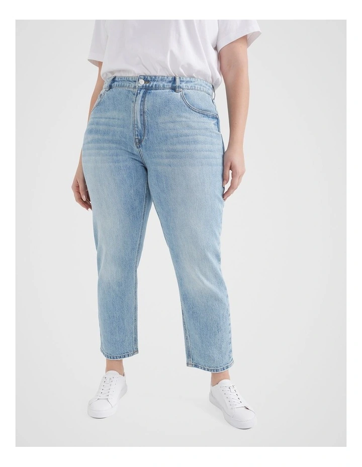 The Mid Rise Slim Jean in Mid Vintage Wash