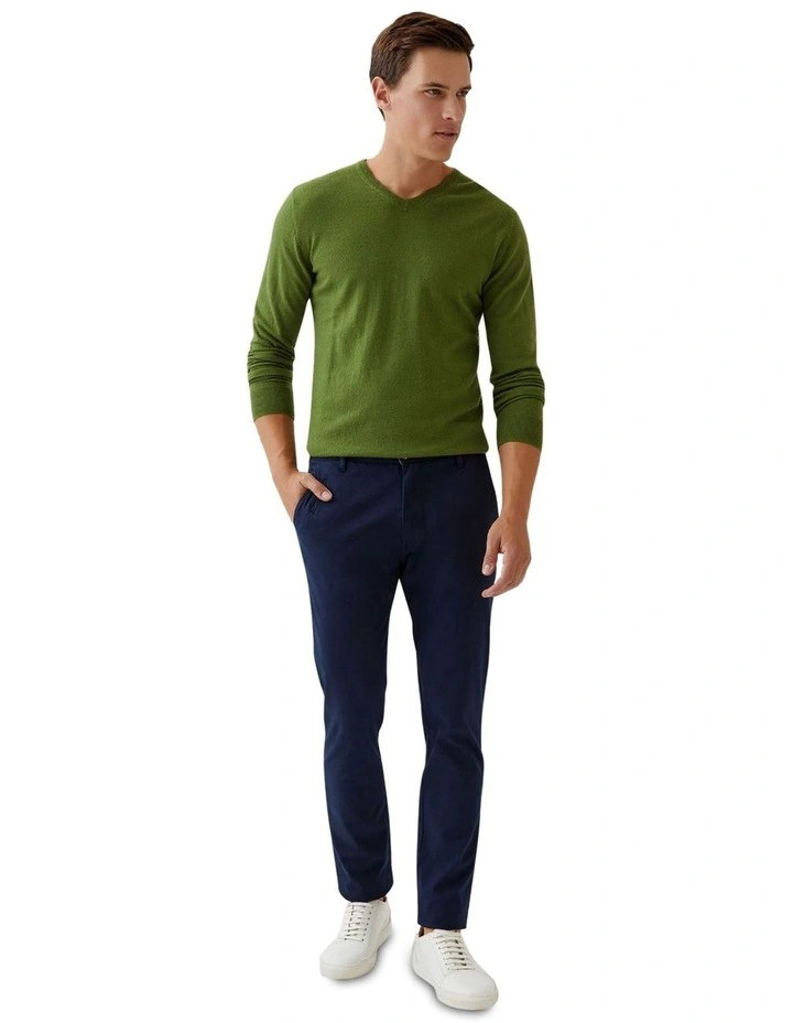 V-Neck Pure Merino Wool Pullover in Olive Green