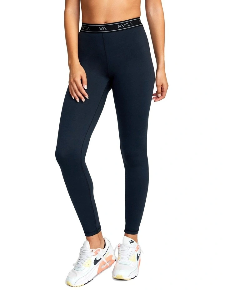 Base Legging Black