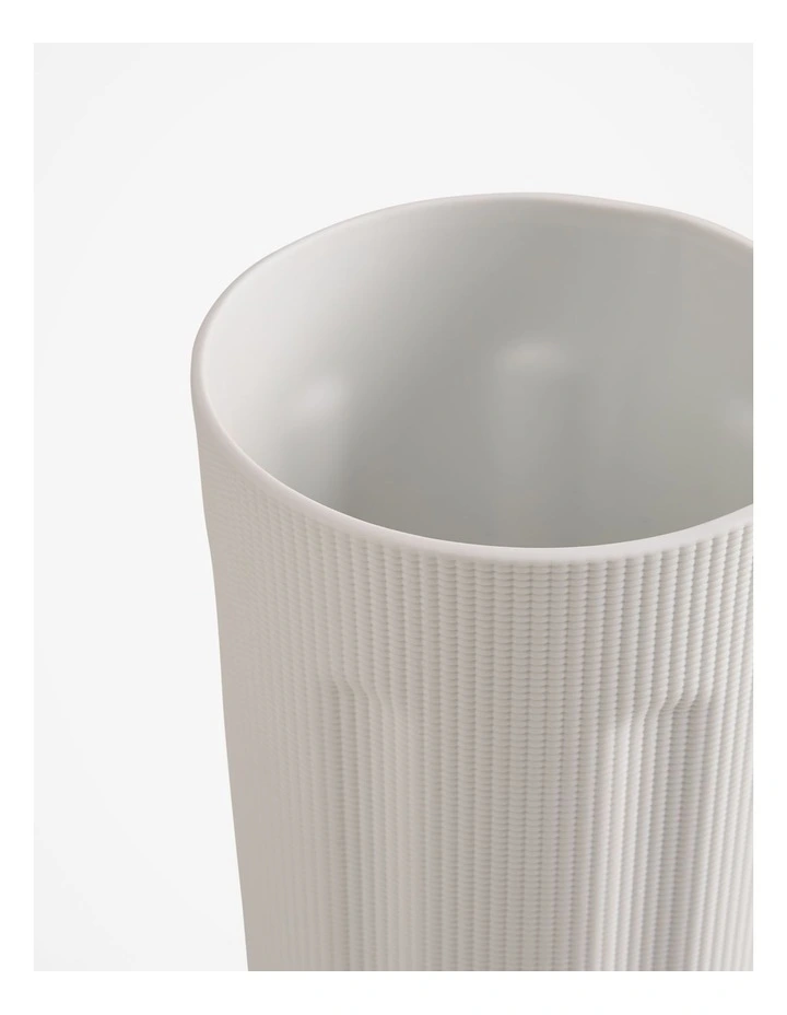 Edessa Medium Vase in Snow