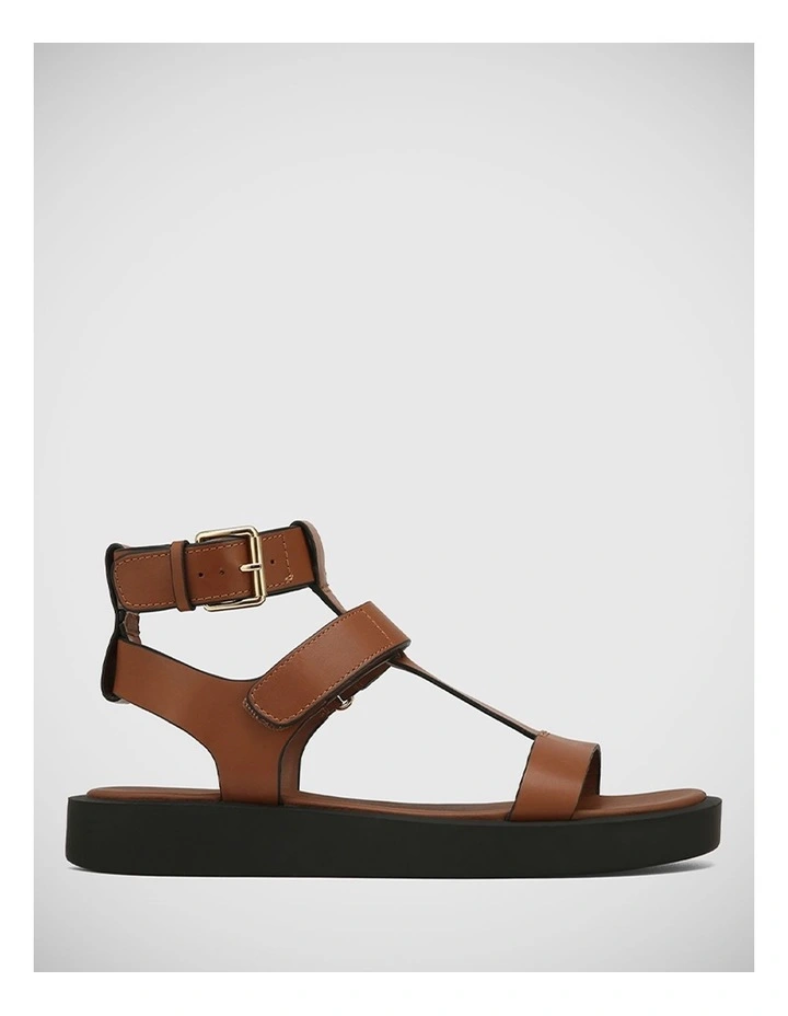 Ilkah Leather Flat Sandal in Bark