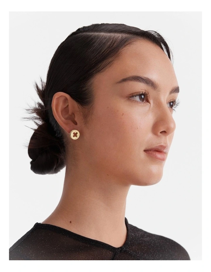 Revive Stud Earrings in Gold