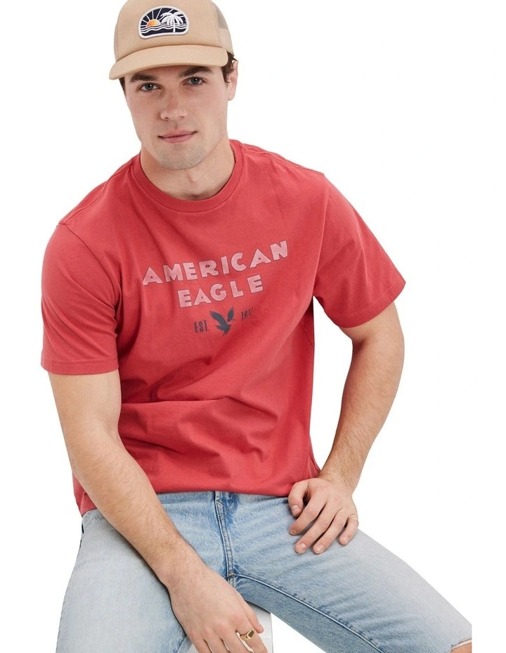 Super Soft Logo Graphic T-shirt in Red