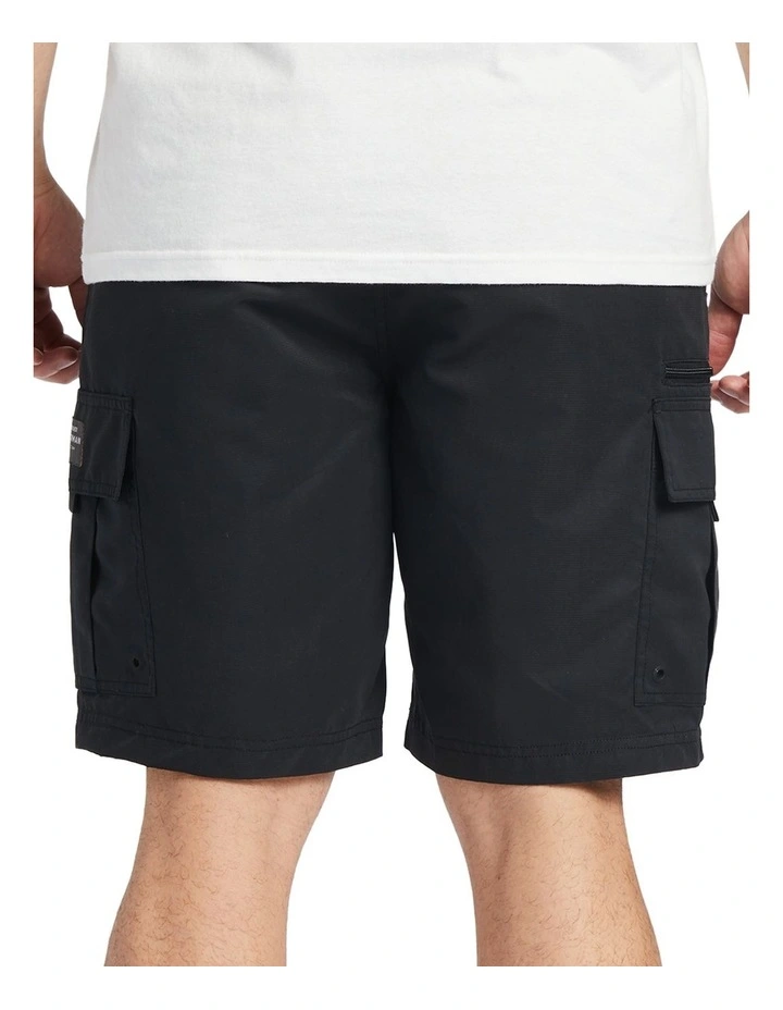 Maldive Atoll Cargo Shorts in Black