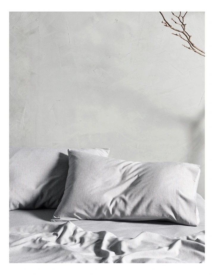Rejeaneration Adrie Sheet Set in Grey